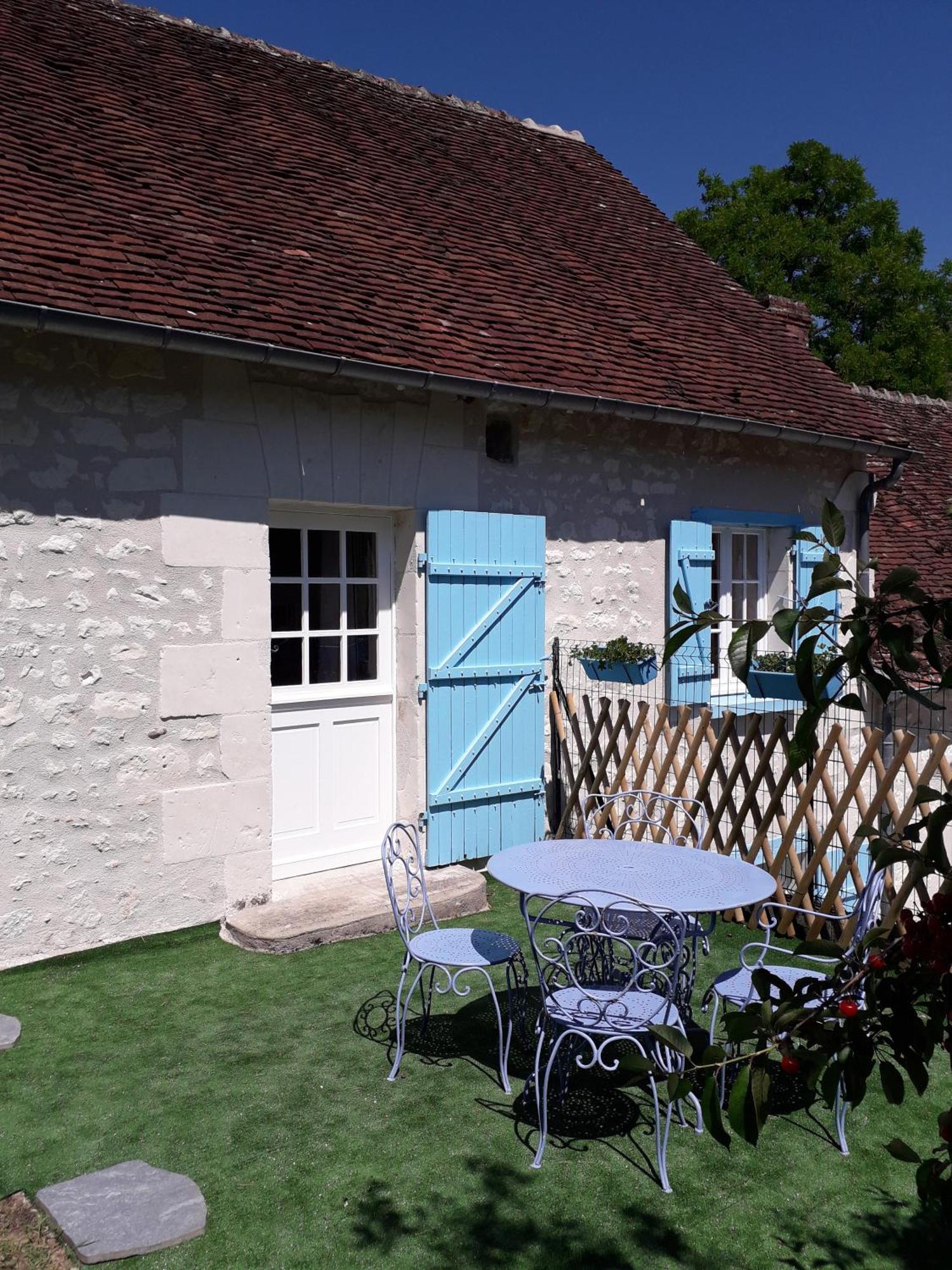 Bed and Breakfast Le Moulin Bleu Seigy Екстер'єр фото